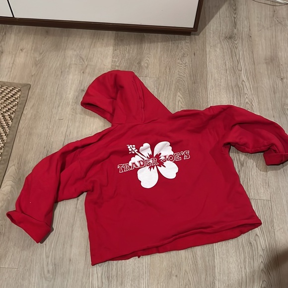 TRADER JOES CROPPED HOODIE - Picture 8 of 9